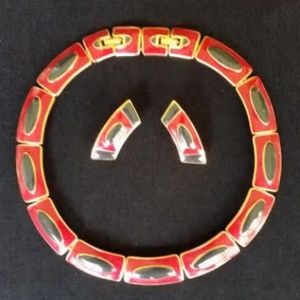 1970'S Vintage Monet Signed Art Deco Necklace...